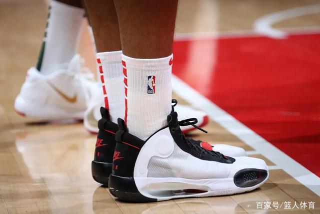 蒂尔曼27+13吴前23分 浙江大胜送吉林4连败